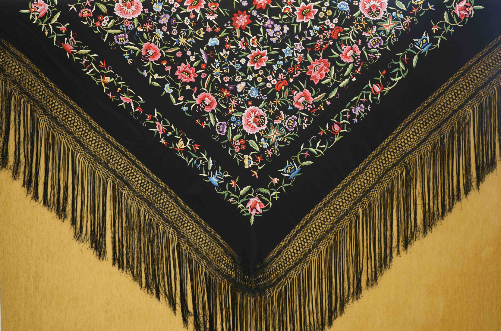 Mantón mano crespón 155cm