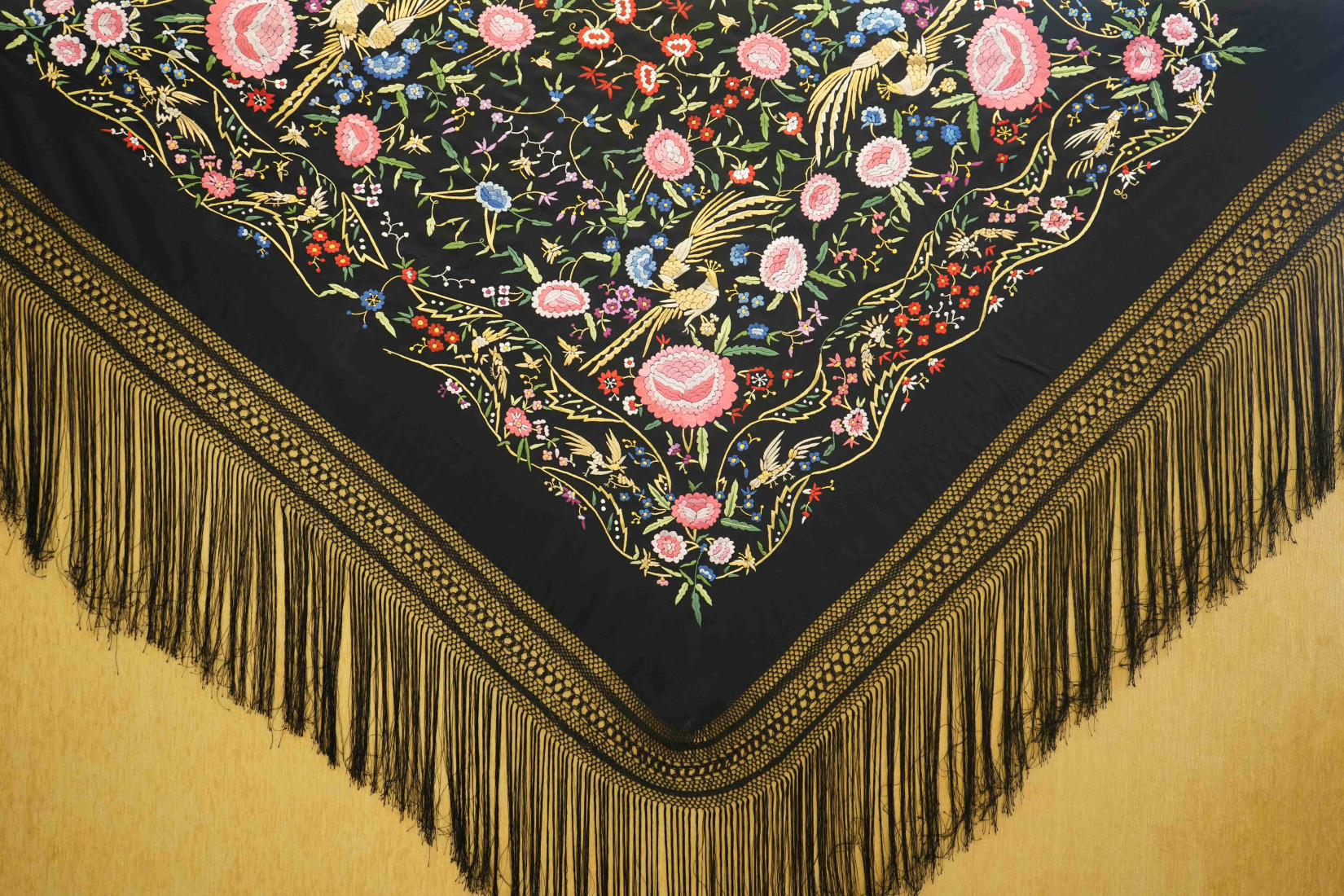 Mantón mano crespón 150cm