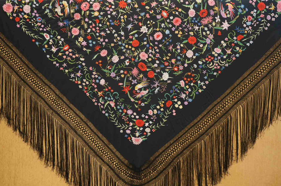 Mantón mano crespón 150cm