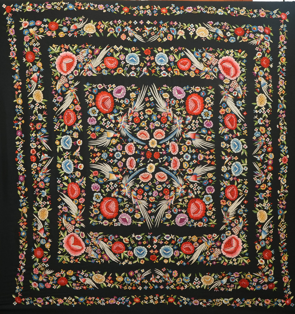 Mantón mano crespón 140cm