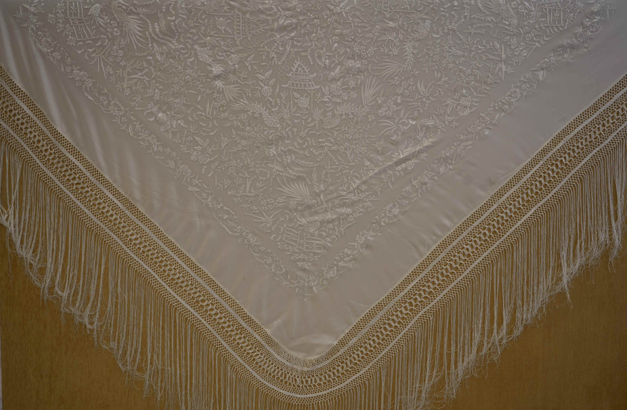 Mantón mano crespón 160cm