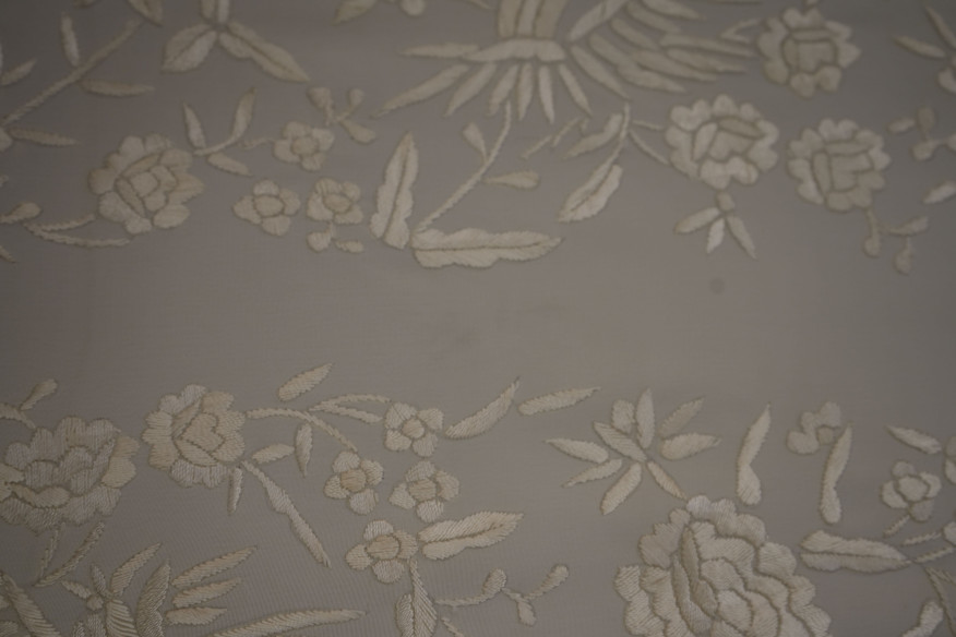 Mantón mano crespón 150cm
