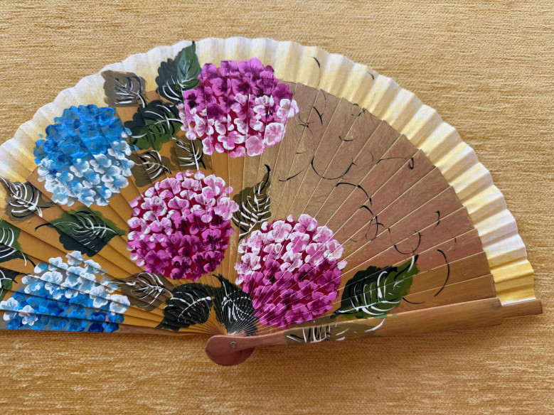 Abanico hortensias peral