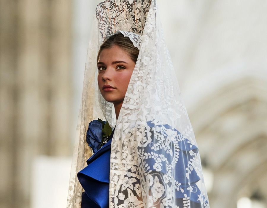 La mantilla ideal para bodas de invierno