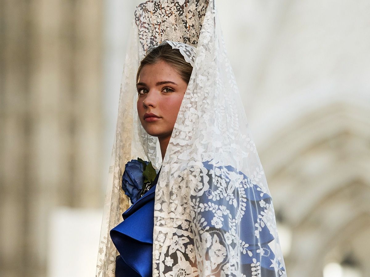La mantilla ideal para bodas de invierno